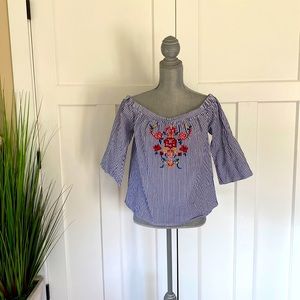 Classy and Chic Off-the-shoulder Blouse